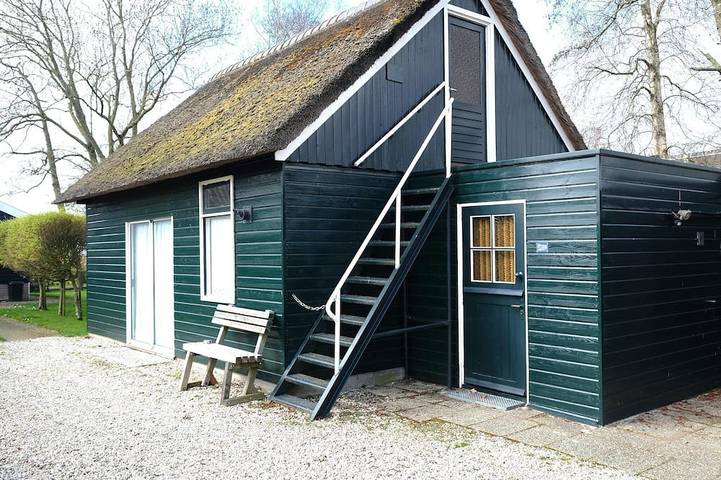 Ferienhaus für 2 Personen, mit Garten in Giethoorn