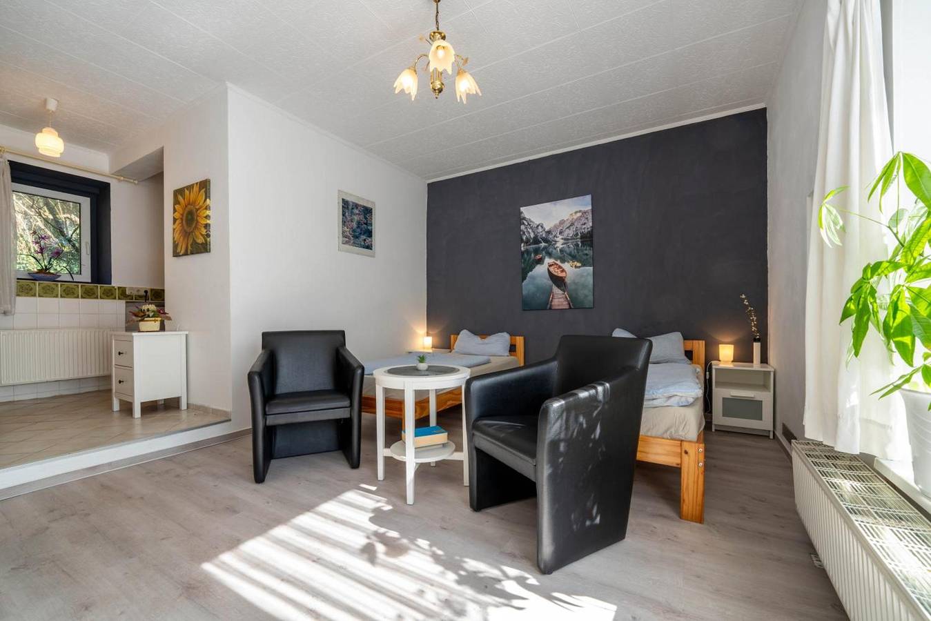 Ganzes Studio, Apartment 'Behling 1 mit Terrasse' mit gemeinsamer Terrasse, Gemeinschaftsgarten und Wlan in Liepe, Britzer Platte