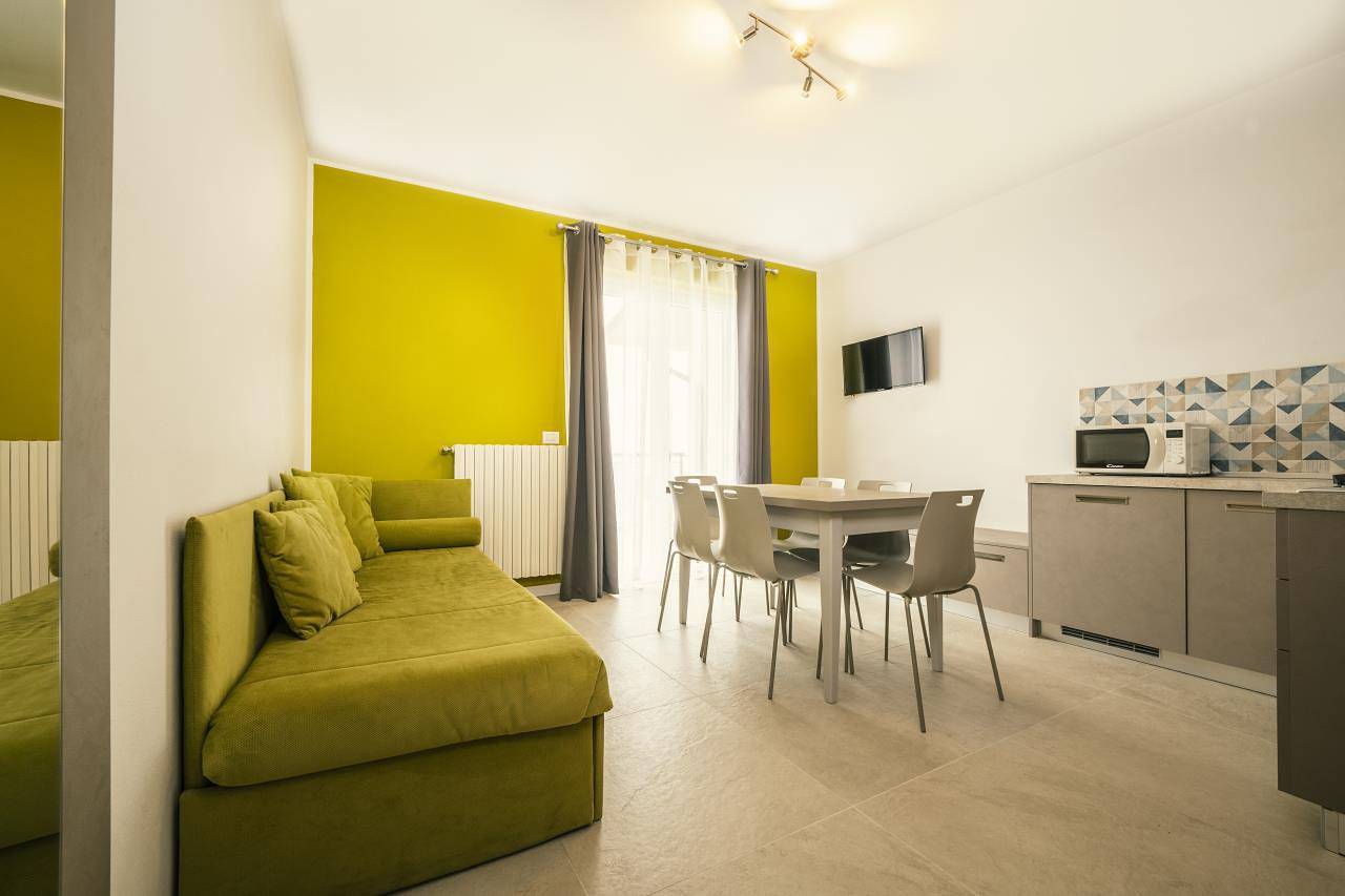 Ganze Wohnung, Residenz La Rotonda Dreizimmer-Wohnung Trilo für 6 Personen in Tignale, Gardasee-Berge