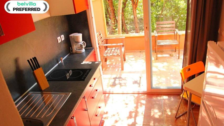 Maison de vacances pour 2 personnes, avec piscine ainsi que terrasse et jardin
