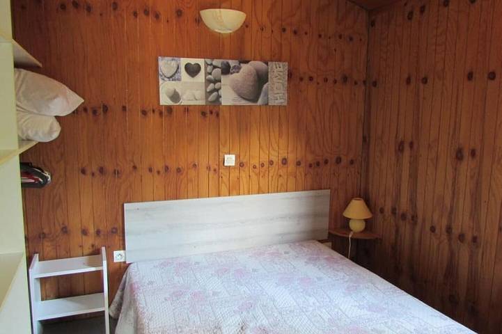 Club vacances pour 4 personnes, avec jardin ainsi que terrasse et piscine, animaux acceptés dans les Pyrénées - 2