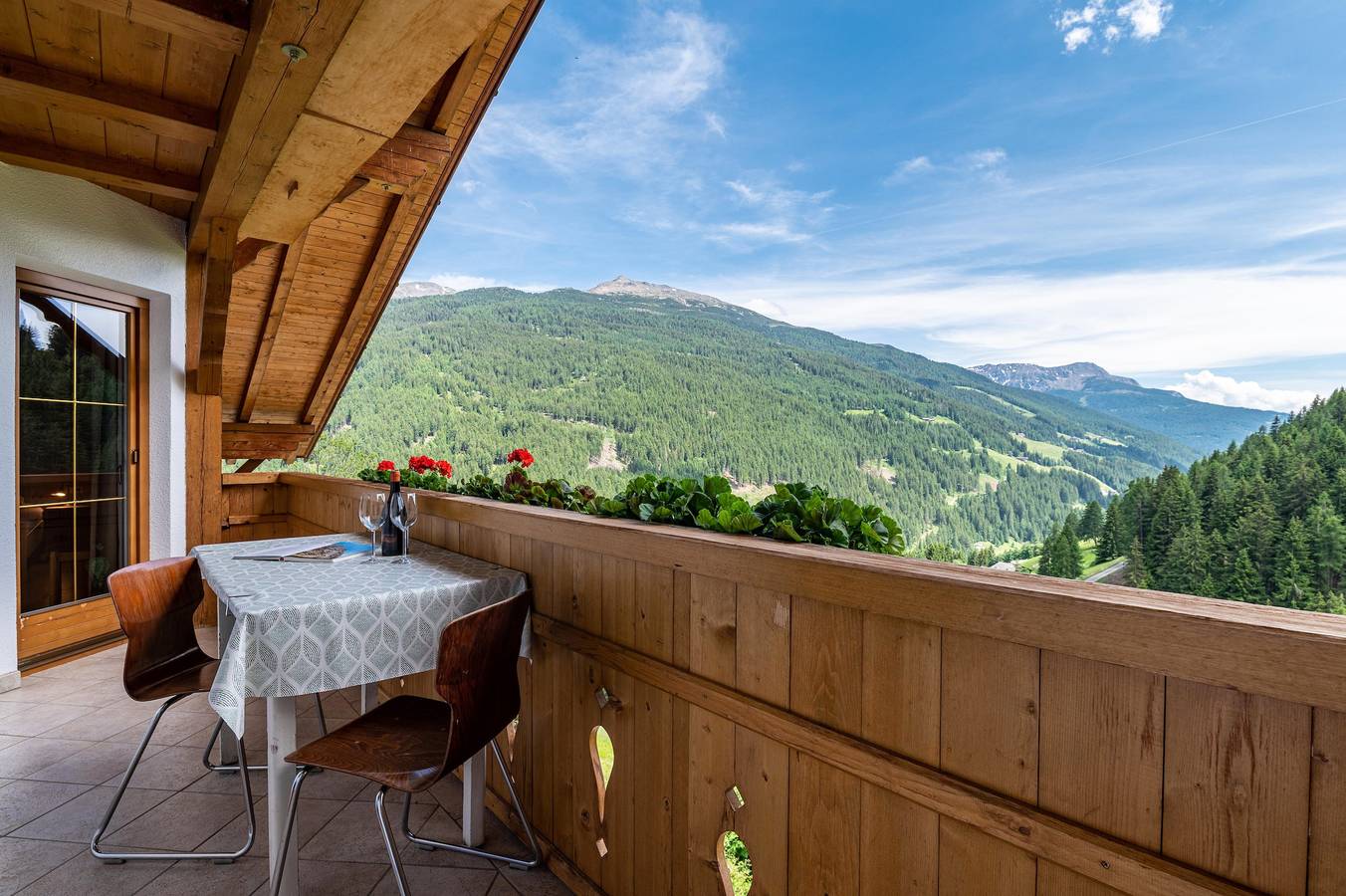 Ganze Wohnung, Ferienwohnung 'Eggerhof Im Sarntal' mit Bergblick und Balkon in Sarntal, Sarntaler Alpen