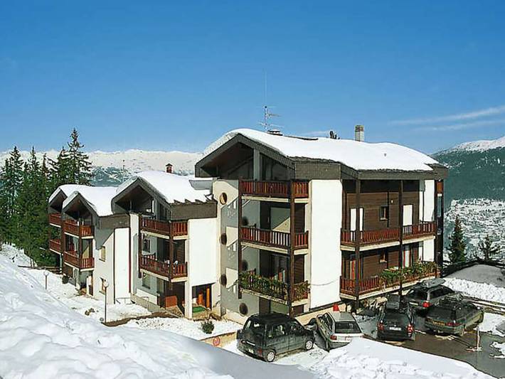 Vacation rental for 4 people, with balcony and sauna as well as view in Swiss Alps