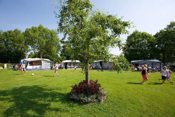Camping pour 3 personnes, avec Terrasse en Allemagne - 2