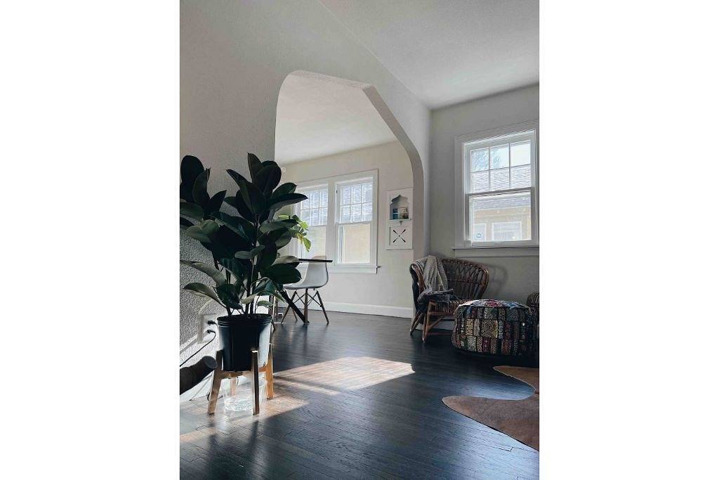 Chic Bungalow Located In The Heart Of Wichita in Wichita, Kansas