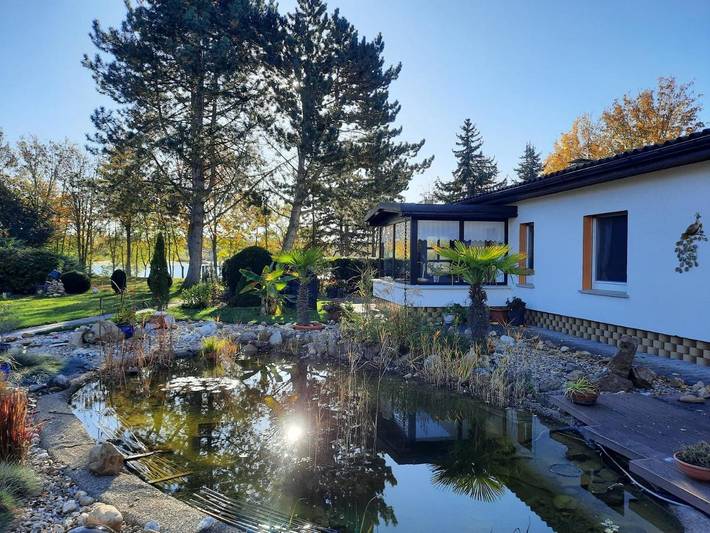 Ferienwohnung für 3 Personen, mit Terrasse und Garten sowie Seeblick und Ausblick in Braunsbedra - 3