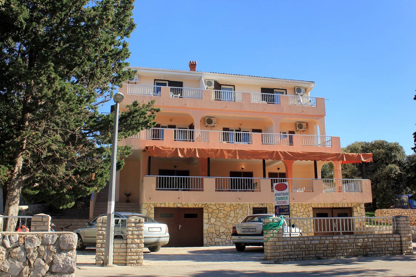 Zimmer mit Terrasse und Meerblick Mandre, Pag S-3557-b in Mandre, Pag