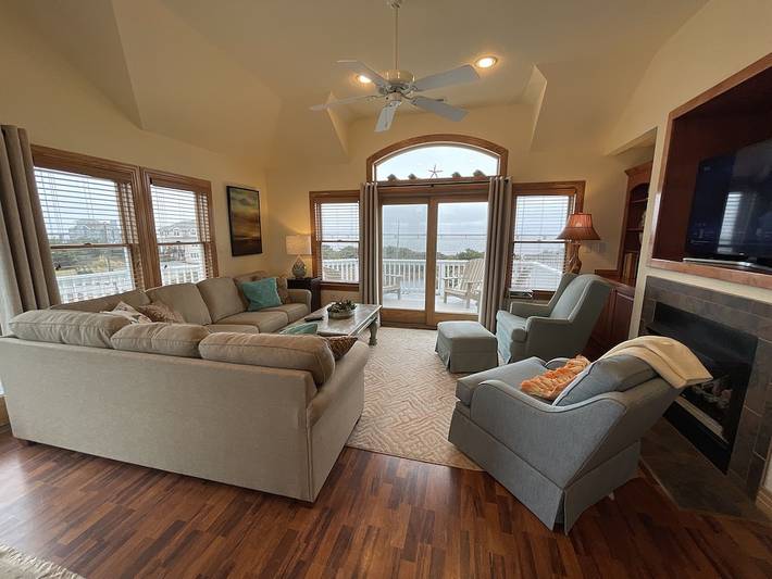 Vacation rental for 10 people, with hot tub and balcony in Rodanthe