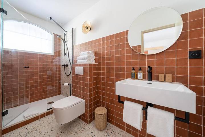 Hôtel pour 2 personnes, avec jardin ainsi que piscine et vue à Venasque - 4