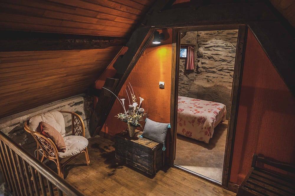 Gîte Du Moulin De Courmenant :calme assuré....Chauffage et Wifi inclus. in Rouez, Sarthe