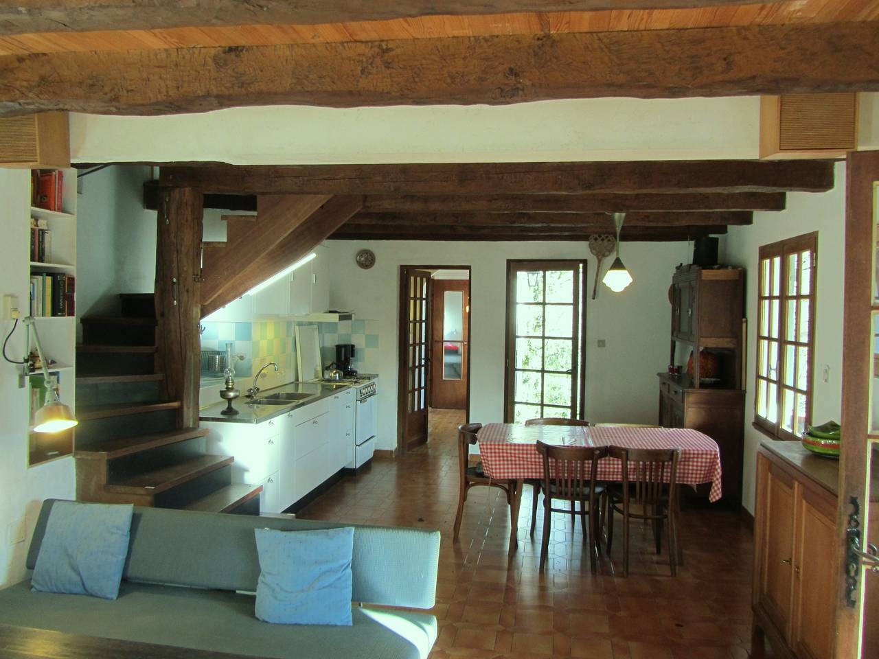 Maison au bord d’une rivière de baignade, 2ha de nature privée, avec terrasse et internet fibre in Crespin, Aveyron