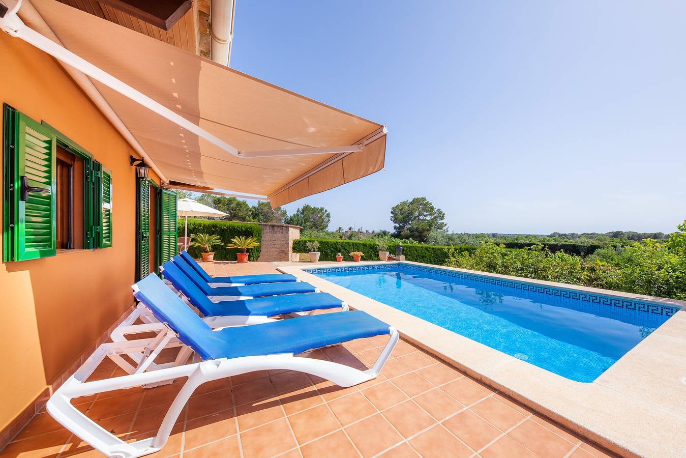 With pool in a quiet location - Villa Ses Salines in Ses Salines, South Majorca
