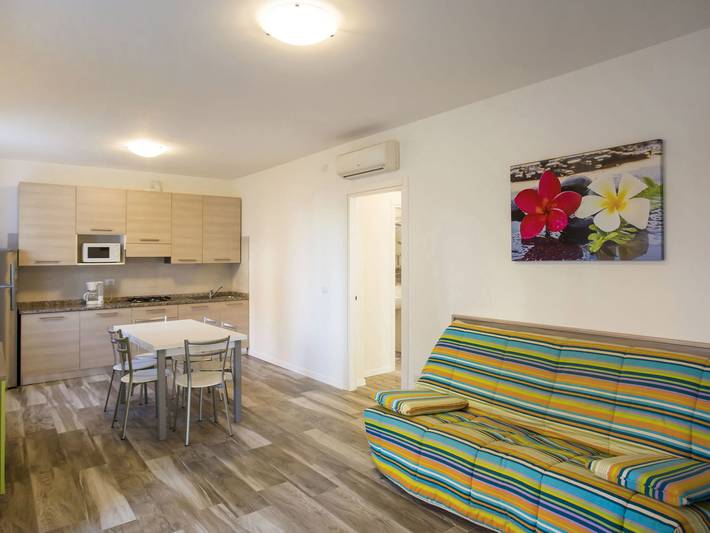 Ferienwohnung für 8 Personen, mit Kinderpool und Balkon sowie Garten in Lido di Jesolo - 3