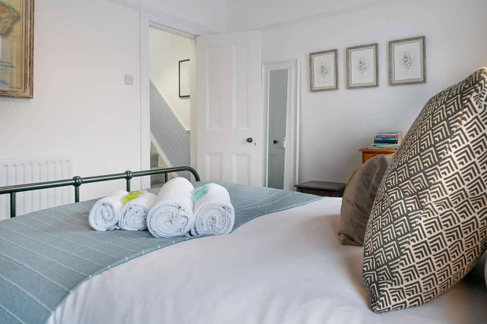 Gorgeous 4 Bedroom Home 7 Min from City Centre - Pass the Keys in Belfast, Grafschaft Antrim