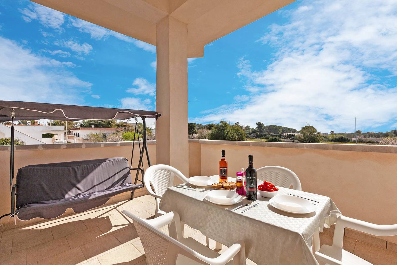 Entire apartment, Le Bianche Apt. 3 -Terrace- Near The S in Manduria, Gulf of Taranto