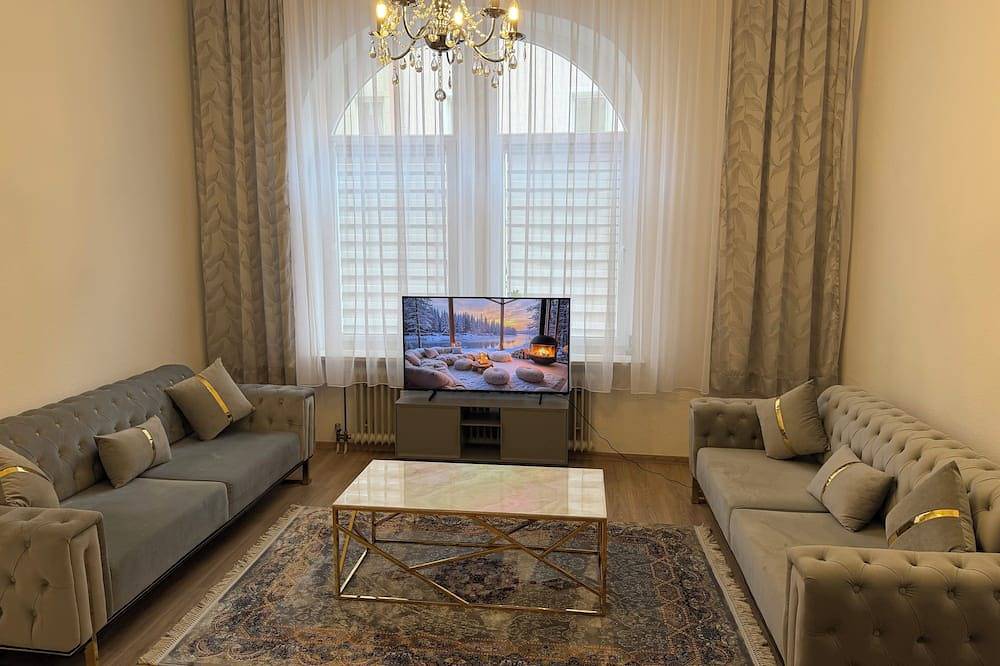 Ganze Wohnung, Gemütliches Apartment mit guter Anbindung zu den öffentlichen Verkehrsmitteln in Nürnberg, Franken