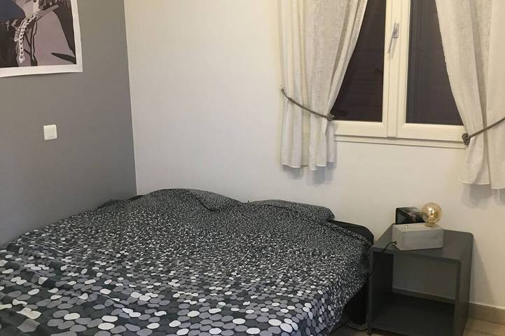 Location de vacances pour 8 personnes, avec terrasse et jardin à La Tour-d'Aigues - 3