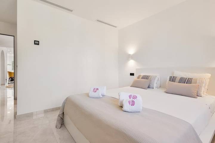 Villa für 8 Personen, mit Balkon und Garten sowie Pool in Santa Ponsa - 2
