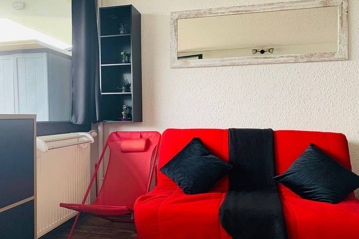Entire apartment, Charming studio for 4 near slopes in Pra Loup in Pra-Loup, Uvernet-Fours