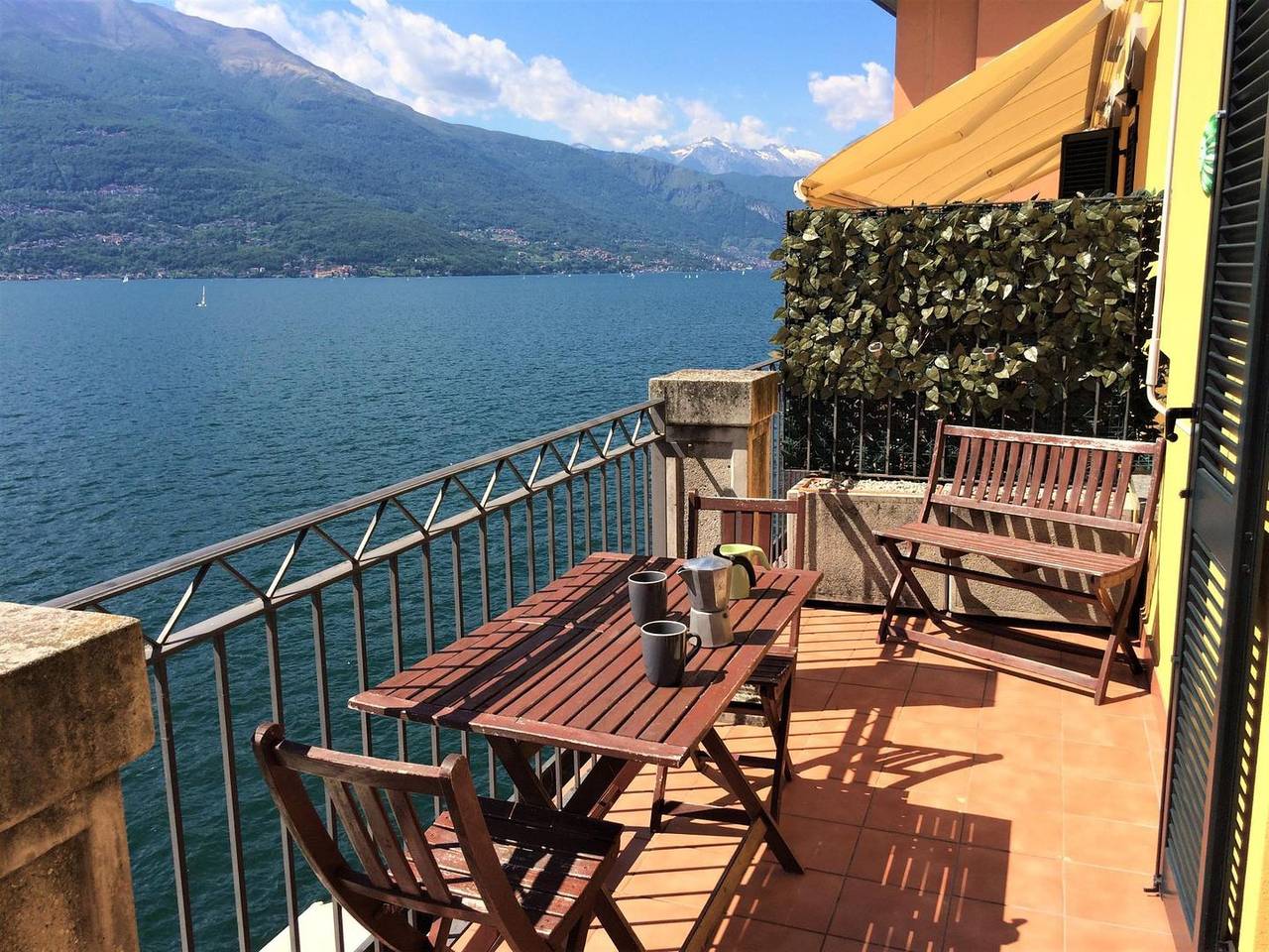 Hel leilighet, Nido di Veronica Holiday Apartment on the Lake in Bellano, Vestlige Orobie-alperna