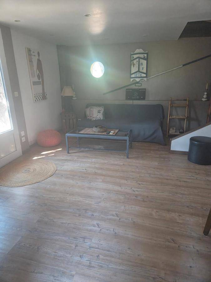 Location de vacances pour 4 personnes, avec Terrasse ainsi que Jardin et Piscine à Balaruc-le-Vieux - 2