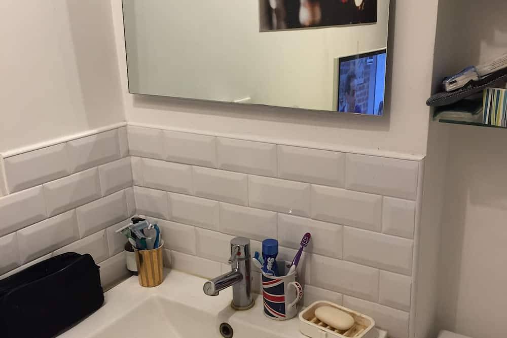 Appartamento intero, Un piccolo paradiso a Montmartre a Parigi 18 in Parigi, Ile-de-France