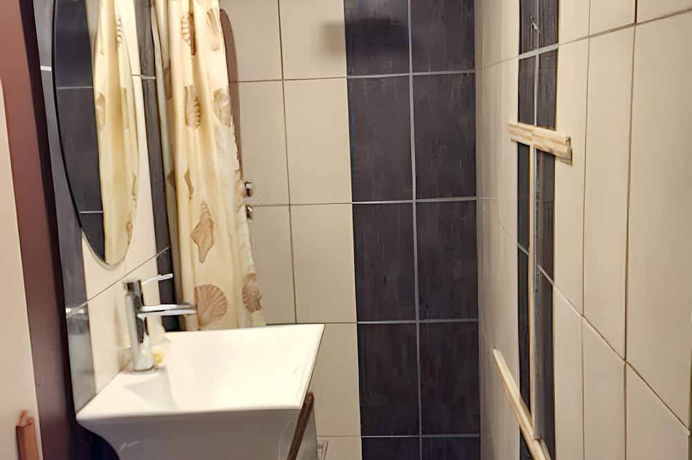 Appartement entier, Homerez - Appartement charmant à Roanne, terrasse, 56 m² in Roanne, Région de Roanne