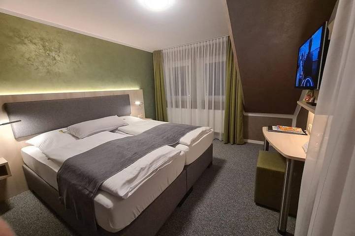 Bed and breakfast for 2 people - 1