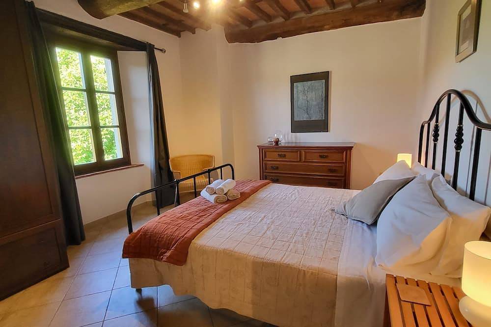 Orbaci - Heerlijke boerderij met prive zwembad, terras en tuin Wifi! in Castelnuovo di Garfagnana, Garfagnana