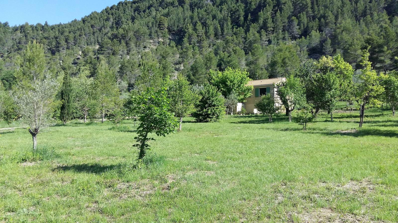 Casa de vacaciones 'Gabriel' con vistas a la montaña, terraza privada y Wi-Fi in Buis-les-Baronnies, Región de Nyons