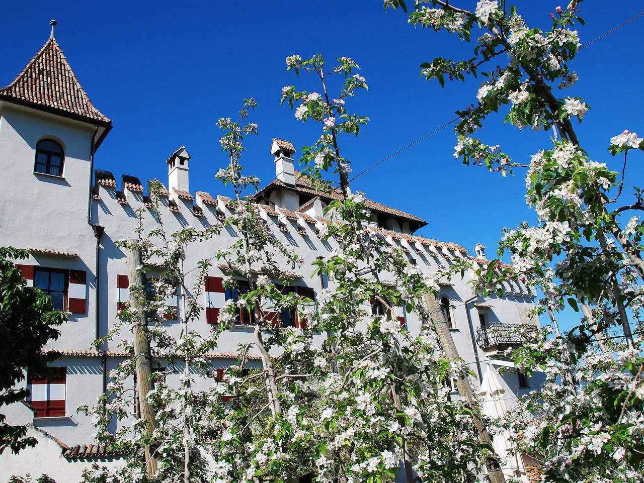 Ganze Ferienwohnung, Residence Schloss Paschbach - Appartment in St. Michael, Eppan an der Weinstraße
