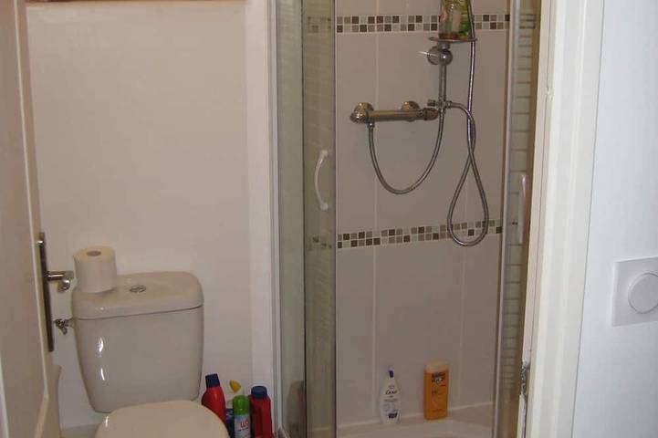 Gîte pour 4 personnes, avec jardin et terrasse à La Chapelle-Aubareil - 2