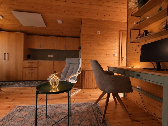Ferienhaus für 2 Personen, mit Balkon und Terrasse sowie Garten und Sauna