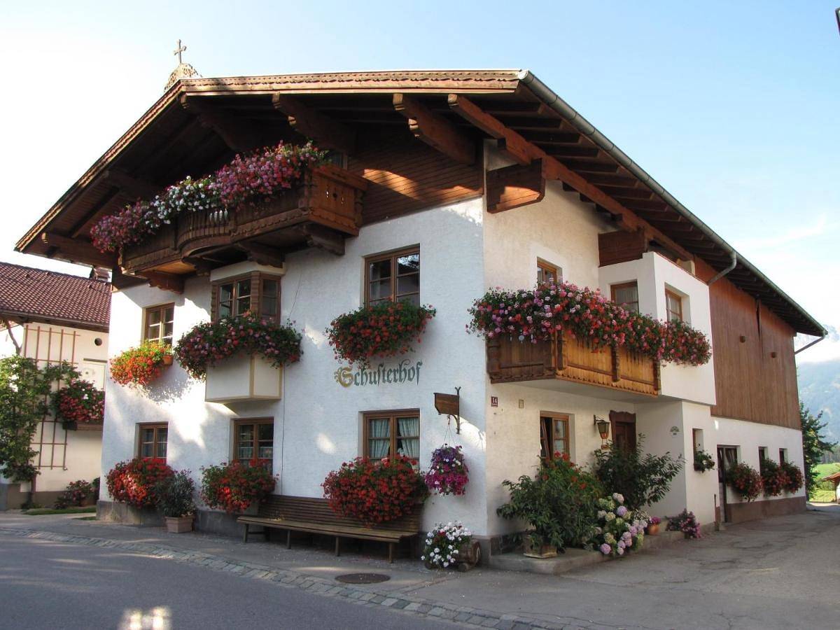 Ganze Wohnung, Apartment with Balcony in Stubaier Alpen, Mutters