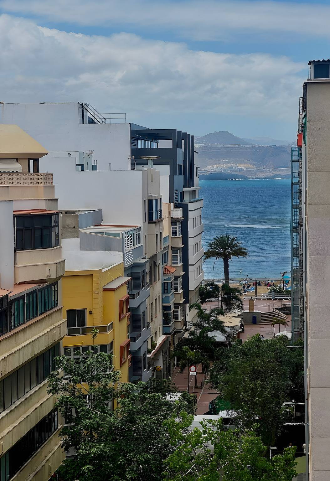 Hel lägenhet, Holiday Apartment 'Las Palmas Duplex Am Las Canteras' with Sea View and Wi-Fi in La Isleta, Las Palmas