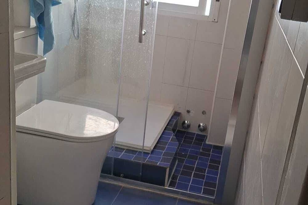 Lovely summer townhouse with roof terrace and great views. Dog friendly. in Rute, Sierras Subbéticas