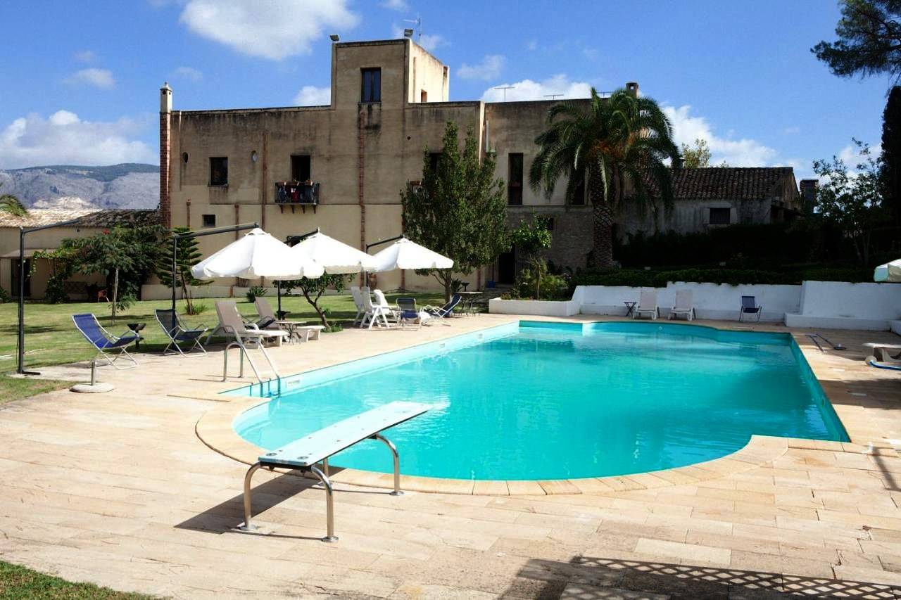 Agriturismo Baglio Fontana in Buseto Palizzolo, Provincia di Trapani