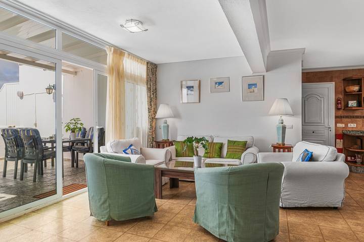 Ferienhaus 'Casita Canaria' mit Meerblick, privatem Pool und Wlan in La Asomada, Tías