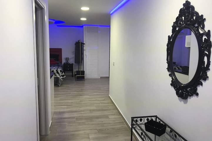 Entire apartment, Romantic loft with Jacuzzi in Algeciras, Costa de la Luz