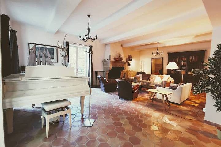 Location de vacances pour 15 personnes, avec jardin à La Bastide-des-Jourdans - 3