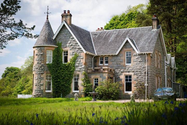 Maison d’hôte pour 2 personnes, avec Terrasse et Jacuzzi ainsi que Jardin et Sauna à Glencoe