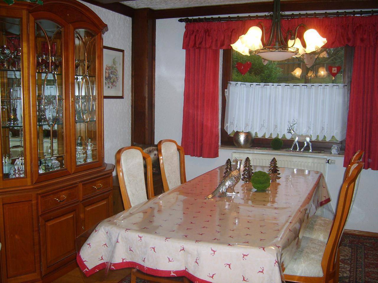 Geräumiges Ferienhaus in Rittsteig mit Terrasse, Garten und Grill in Neukirchen beim Heiligen Blut, Ostbayern