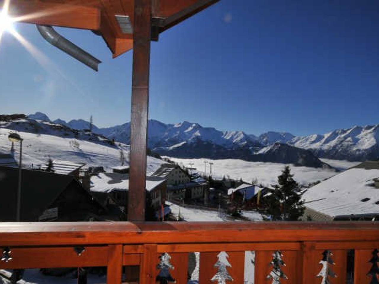 Appartement entier, Appartement cosy 5 pers avec balcon sud à l’Alpe d’Huez, skis aux pieds in Huez, Parc national des Écrins