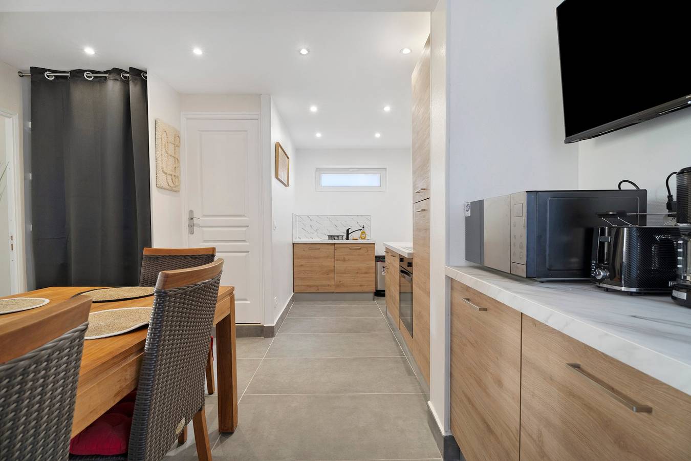 Ganze Wohnung, Neues Apartment mit Meerblick 1 – nur wenige Meter vom Strand entfernt in Cherrueix, Mont-Saint-Michel-Bucht
