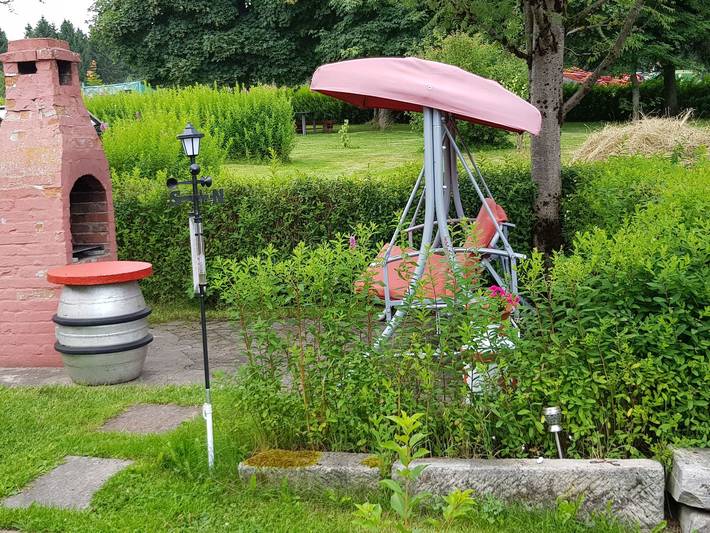 Ferienwohnung für 3 Personen, mit Garten in Neuhaus am Rennweg