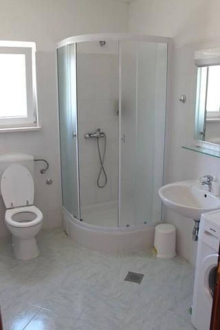 Ganze Wohnung, Ferienwohnung. für 3 Personen in Rogotin, Dubrovnik-Neretva