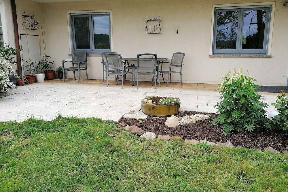 Ganze Wohnung, Ferienwohnung (100 qm) mit Terrasse in Karlstadt, Maindreieck
