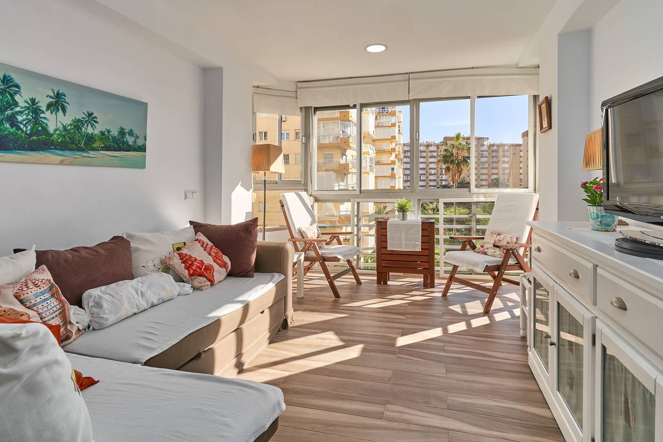 Apartamento entero, Apartamento vacacional "Amador" con vistas al mar, piscina y jardín in Algarrobo Costa, Algarrobo