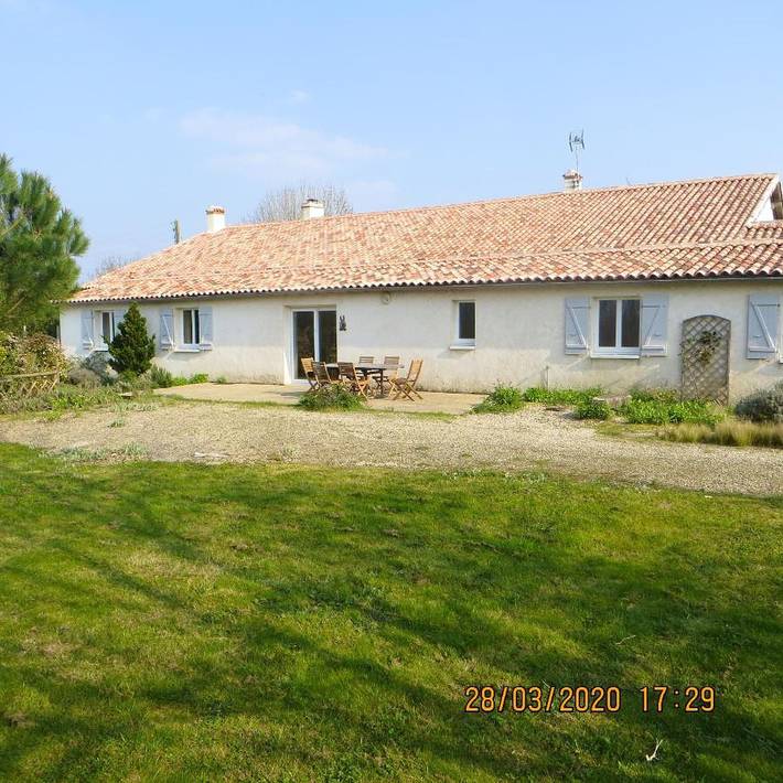 Location de vacances pour 7 personnes, avec piscine à Cours (Deux-Sèvres) - 3