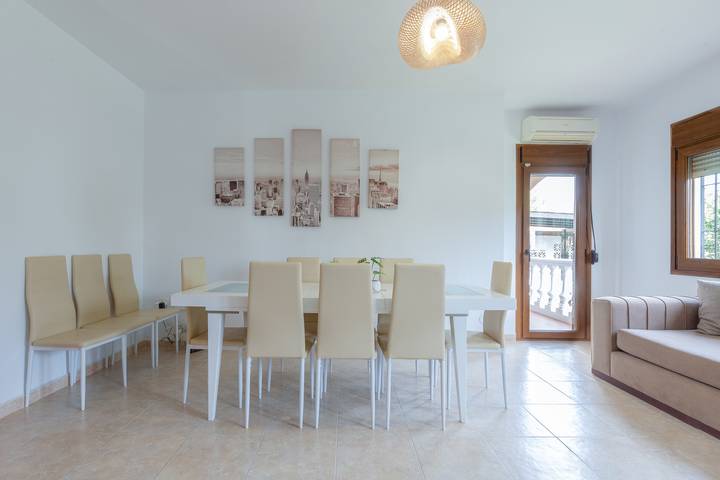 Ferienhaus für 10 Personen, mit Garten und Balkon in Malaga - 3